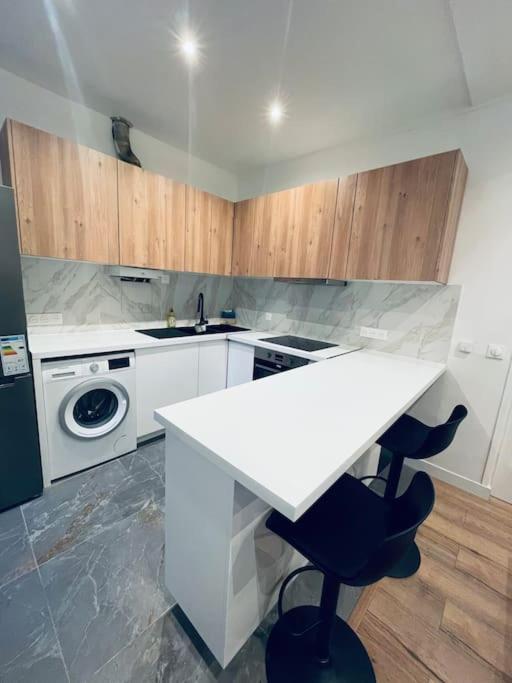 Charmant Appartement Americain Saint-Denis  Dış mekan fotoğraf